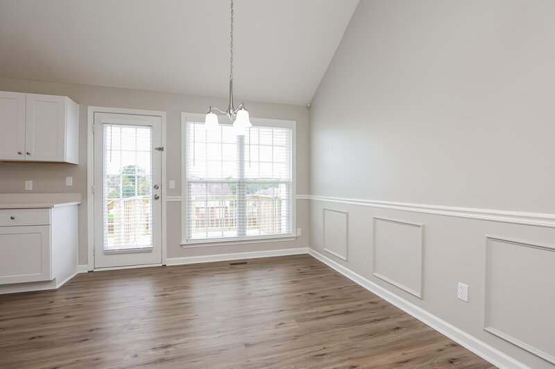 1,960/Mo, 6131 Steve Scarlett Pl La Vergne, TN 37086 Dining Room View