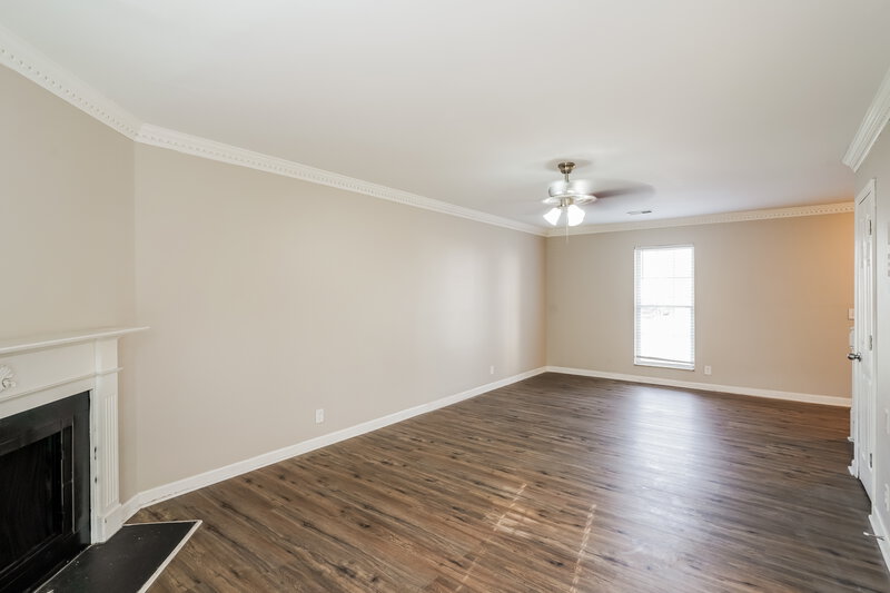 2,175/Mo, 113 Brockhampton Ct Goodlettsville, TN 37072 Living Room View