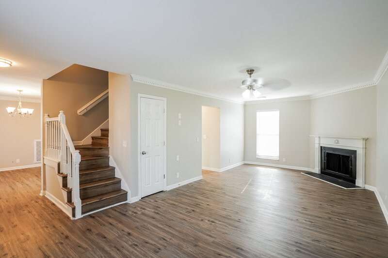 2,175/Mo, 113 Brockhampton Ct Goodlettsville, TN 37072 Living Room View 2