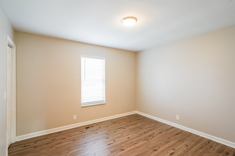 2,175/Mo, 113 Brockhampton Ct Goodlettsville, TN 37072 Bedroom View 2