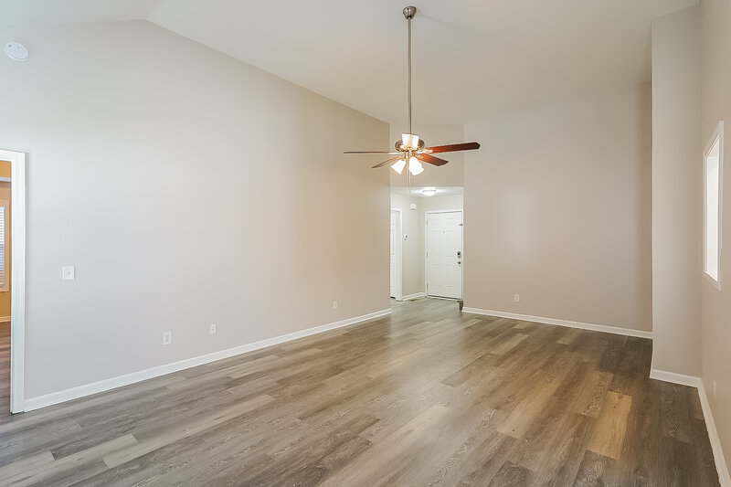 2,085/Mo, 116 Shady View Dr Hendersonville, TN 37075 Living Room View