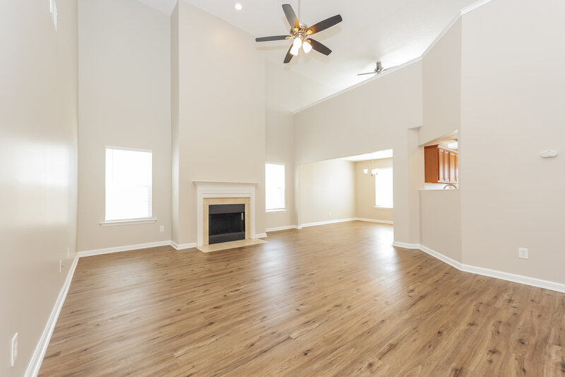 1,930/Mo, 1147 Benton Mason Dr La Vergne, TN 37086 Living Room View