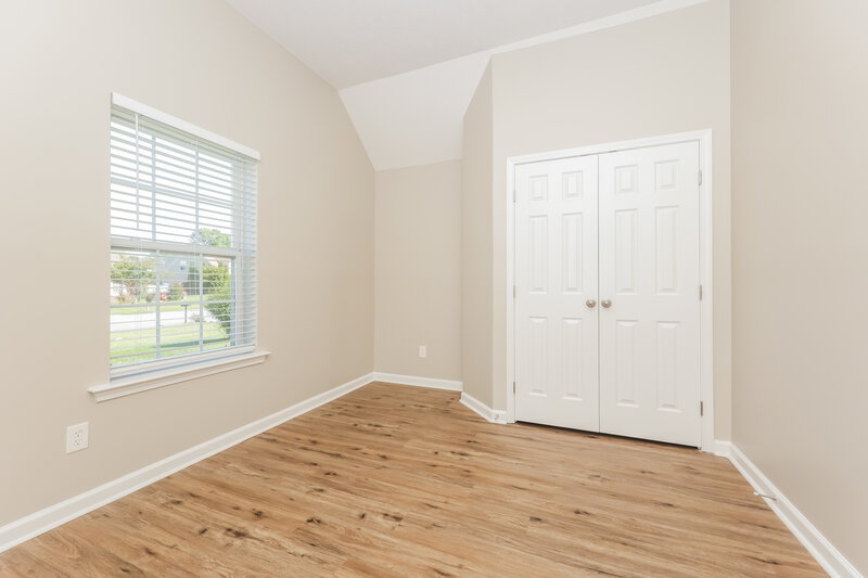 1,930/Mo, 1147 Benton Mason Dr La Vergne, TN 37086 Bedroom View