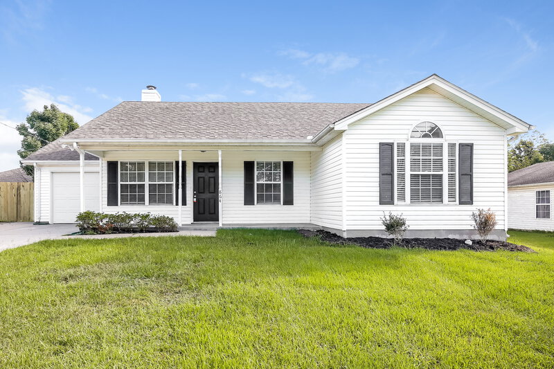 1,990/Mo, 864 Lavergne Ln La Vergne, TN 37086 External View