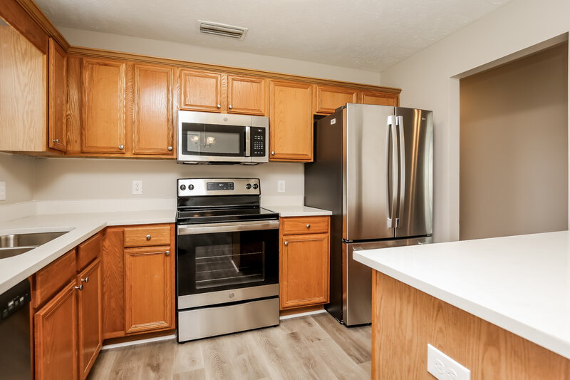 1,990/Mo, 864 Lavergne Ln La Vergne, TN 37086 Kitchen View 2