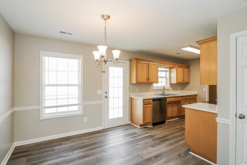 2,560/Mo, 7017 Steen Blvd Smyrna, TN 37167 Dining Room View