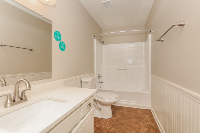 1,825/Mo, 1002 Esquire Ct Murfreesboro, TN 37130 Bathroom View