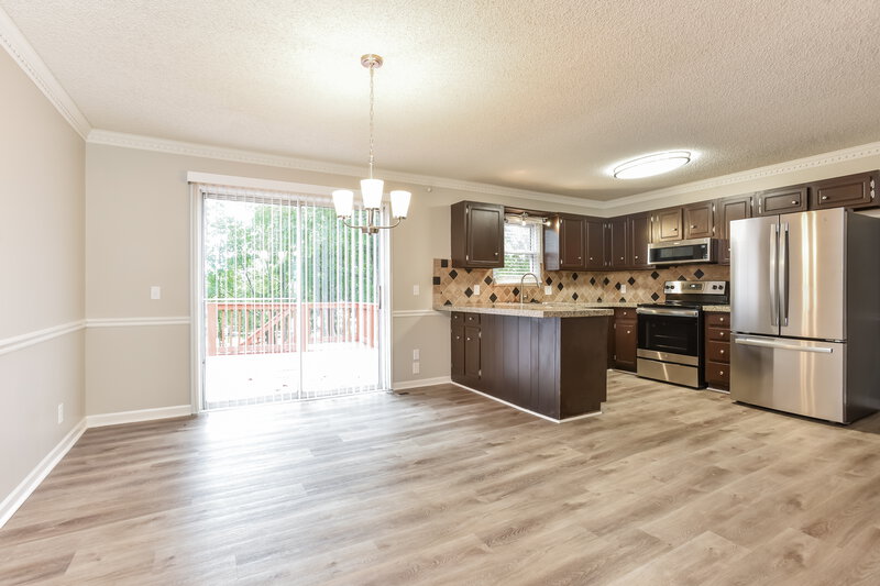 2,370/Mo, 412 S Towne Ct Antioch, TN 37013 Dining Room View