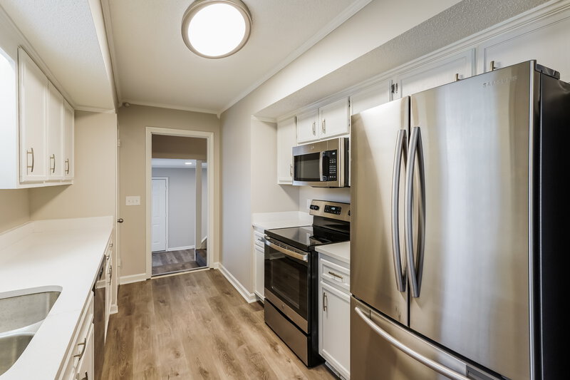 2,190/Mo, 810 Water View Ter Mount Juliet, TN 37122 Kitchen View 2