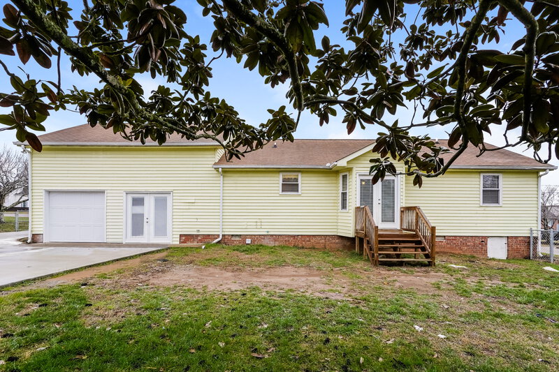 2,190/Mo, 810 Water View Ter Mount Juliet, TN 37122 Rear View