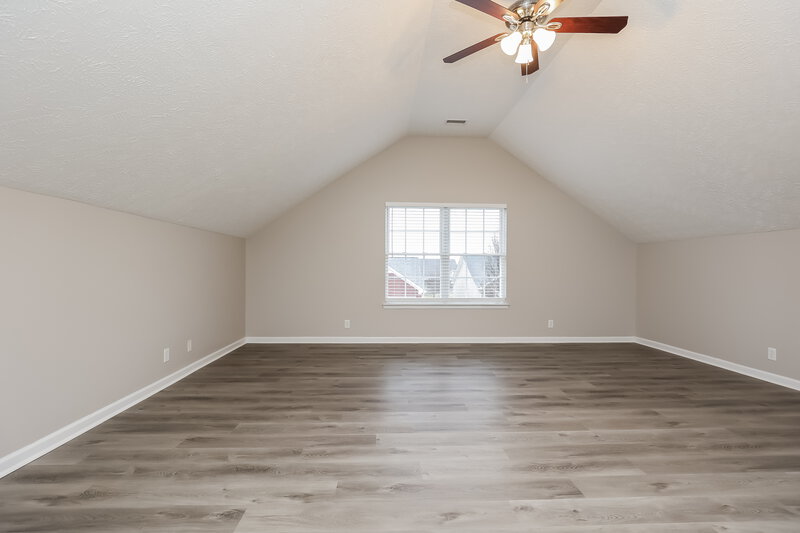 2,015/Mo, 1919 Odessa Ave Murfreesboro, TN 37128 Bonus Room View