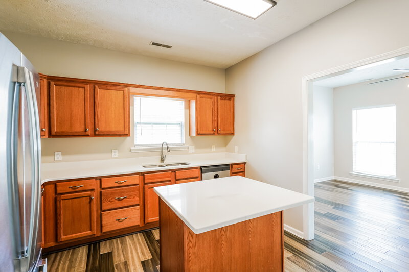 2,165/Mo, 2821 Painted Pony Dr Murfreesboro, TN 37128 Kitchen View 2