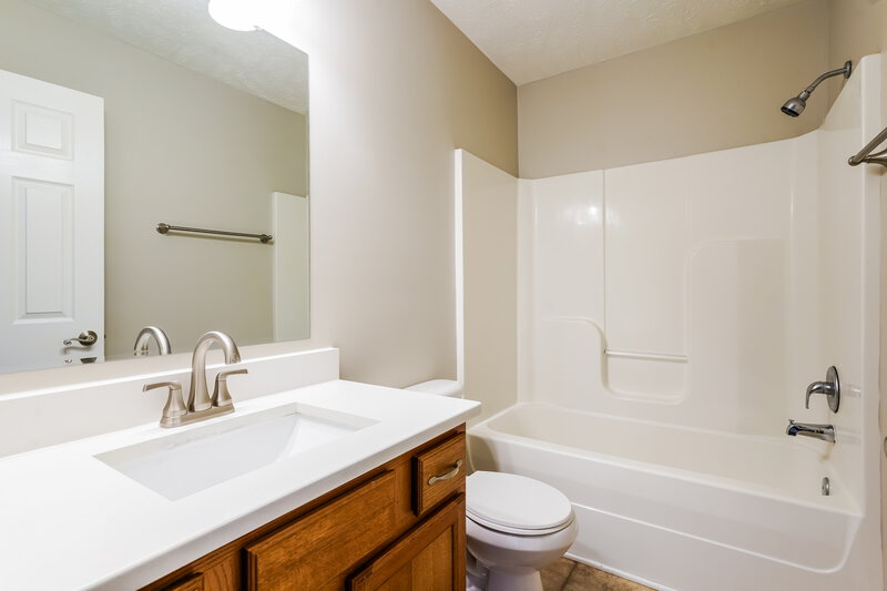 2,165/Mo, 2821 Painted Pony Dr Murfreesboro, TN 37128 Bathroom View