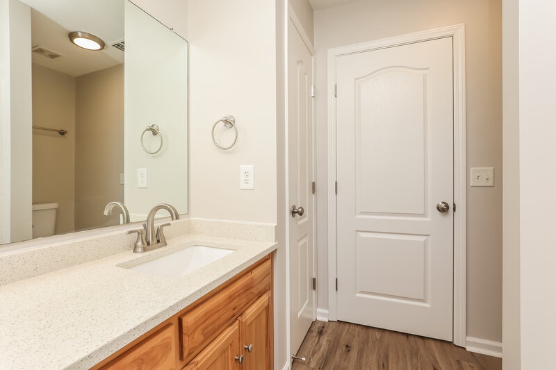 2,025/Mo, 323 Buttonwood Dr Smyrna, TN 37167 Bathroom View