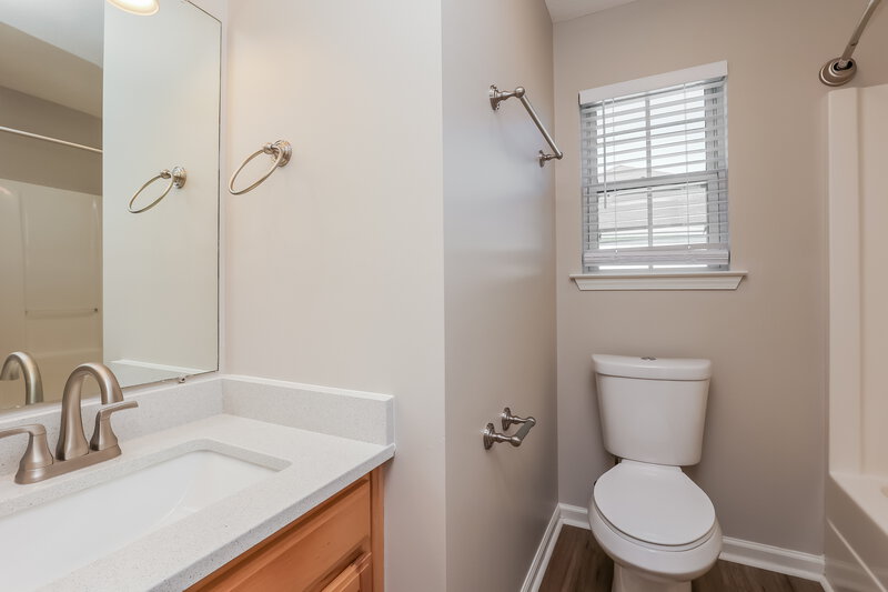 2,025/Mo, 323 Buttonwood Dr Smyrna, TN 37167 Bathroom View 2
