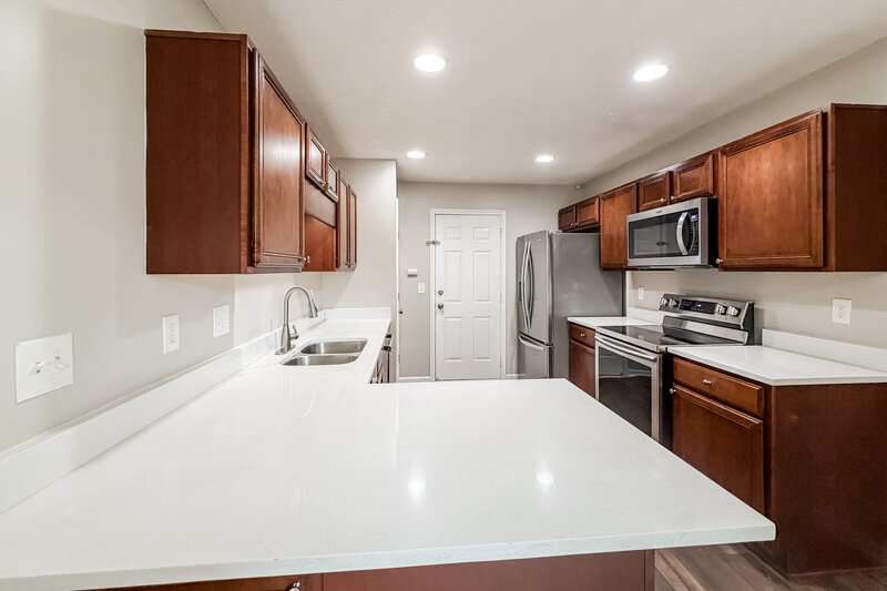 2,085/Mo, 804 Birchmill Pt N Antioch, TN 37013 Kitchen View
