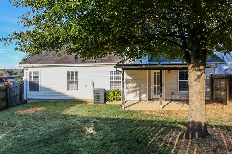 2,370/Mo, 804 Birchmill Pt N Antioch, TN 37013 Rear View