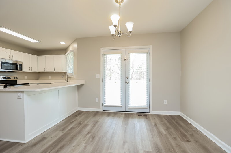 2,375/Mo, 2017 Skyline Dr Goodlettsville, TN 37072 Dining Room View