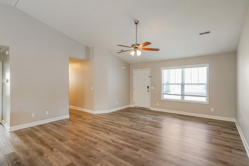 2,155/Mo, 2002 Owl Ct Spring Hill, TN 37174 Living Room View