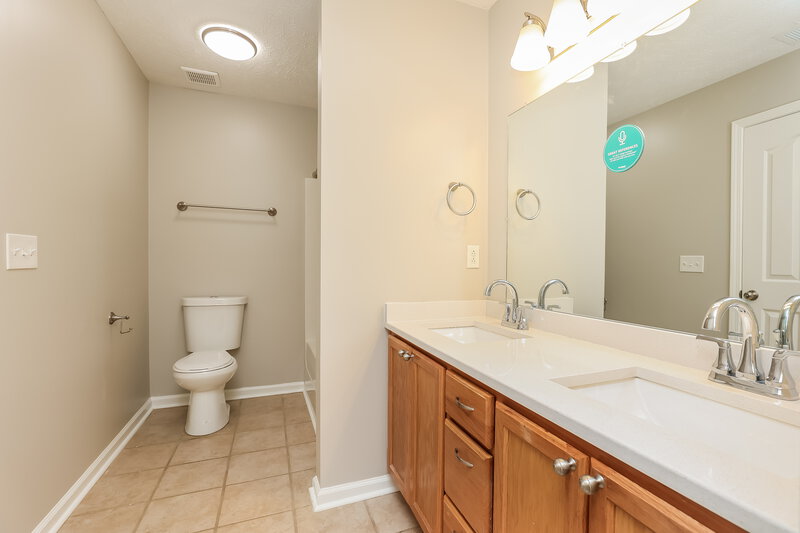 2,085/Mo, 1954 Odessa Ave Murfreesboro, TN 37128 Main Bathroom View