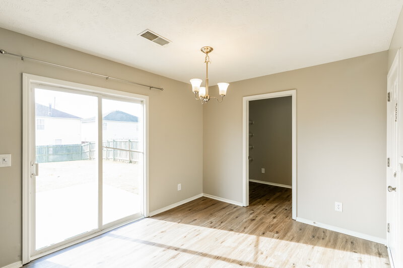 1,965/Mo, 2803 Creekbend Dr Nashville, TN 37207 Dining Room View