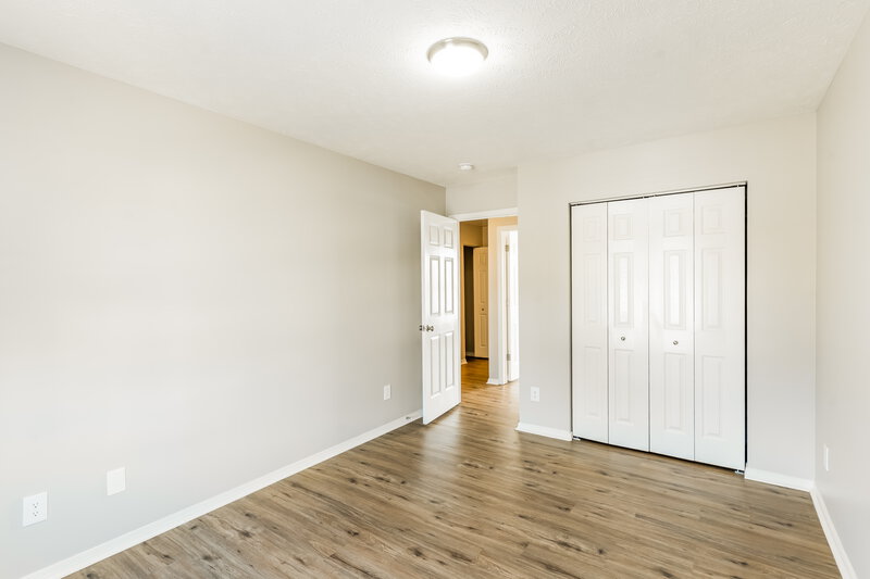 1,965/Mo, 2803 Creekbend Dr Nashville, TN 37207 Bedroom View 4