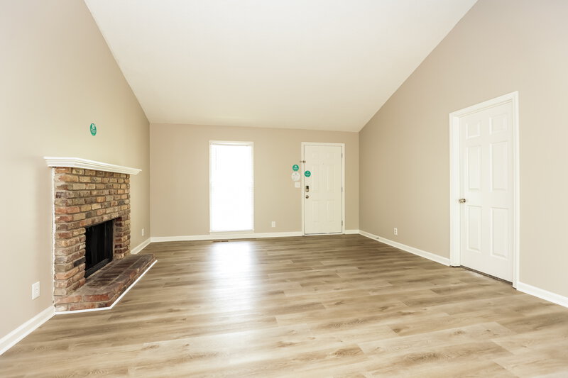 1,975/Mo, 2825 Barksdale Ln Antioch, TN 37013 Living Room View