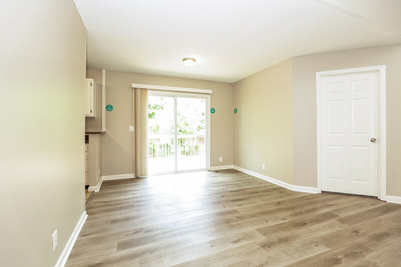 1,975/Mo, 2825 Barksdale Ln Antioch, TN 37013 Living Room View 2