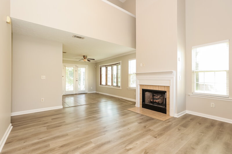 2,550/Mo, 3208 Sailmist Pt Antioch, TN 37013 Living Room View 2