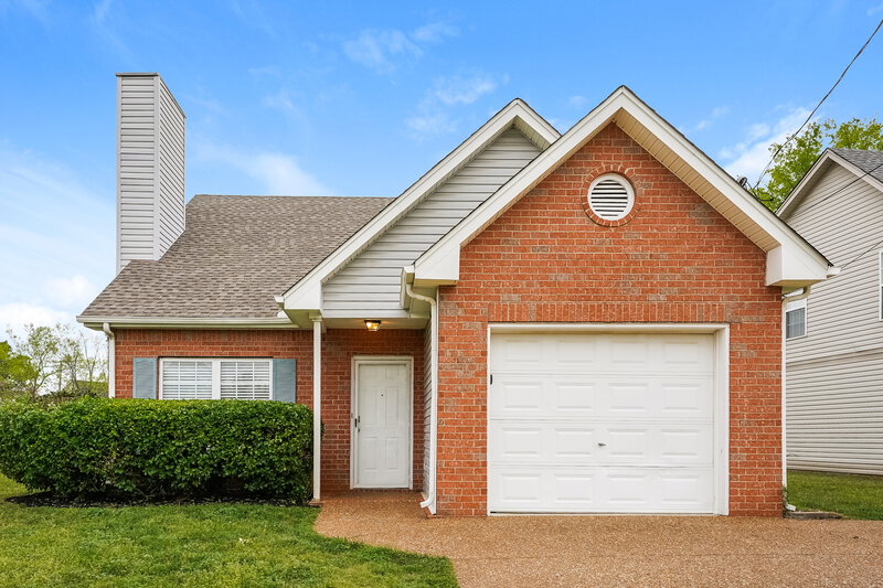 2,035/Mo, 1825 Lakewood Village Dr Antioch, TN 37013 External View