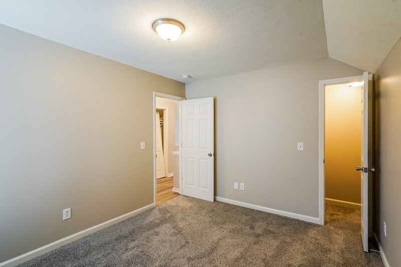 2,035/Mo, 1825 Lakewood Village Dr Antioch, TN 37013 Main Bedroom View