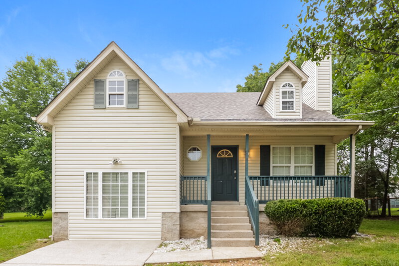 1,900/Mo, 612 Big River Run Antioch, TN 37013 External View