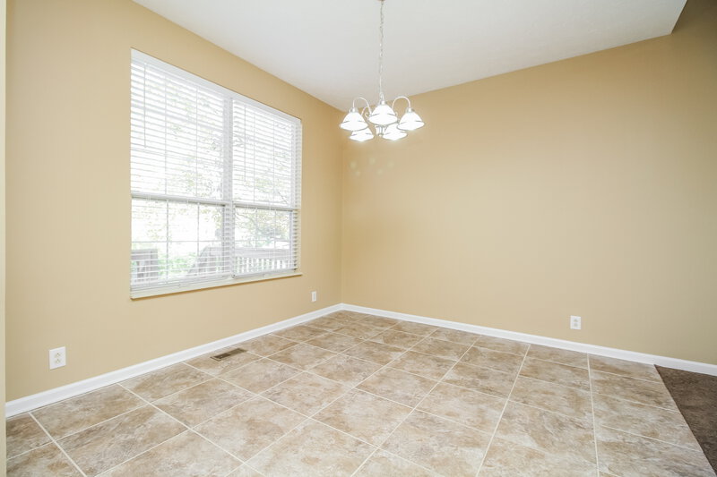 1,950/Mo, 2429 Evanfield Ct Antioch, TN 37013 Dining Room View