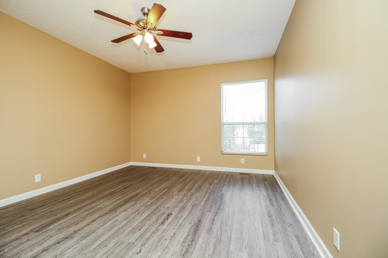 1,950/Mo, 2429 Evanfield Ct Antioch, TN 37013 Main Bedroom View