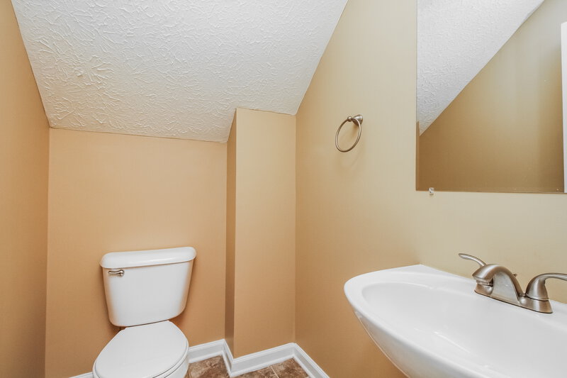 1,950/Mo, 2429 Evanfield Ct Antioch, TN 37013 Powder Room View