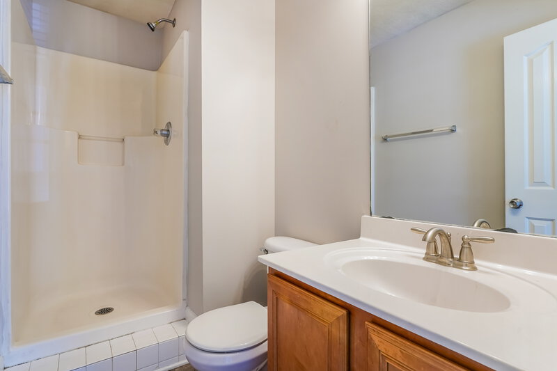 1,770/Mo, 7480 Maggie Dr Antioch, TN 37013 Main Bathroom View