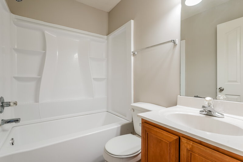 1,770/Mo, 7480 Maggie Dr Antioch, TN 37013 Bathroom View