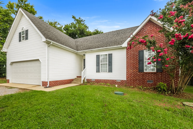 2,215/Mo, 210 Rapid Water Ct Christiana, TN 37037 Front View