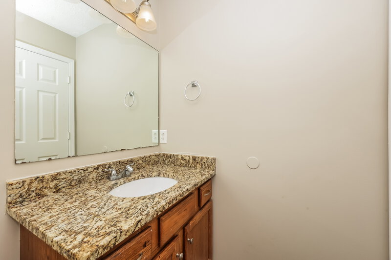 2,215/Mo, 210 Rapid Water Ct Christiana, TN 37037 Bathroom View