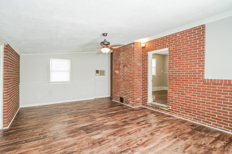 2,280/Mo, 112 Bush Ave Gallatin, TN 37066 Bonus Room View