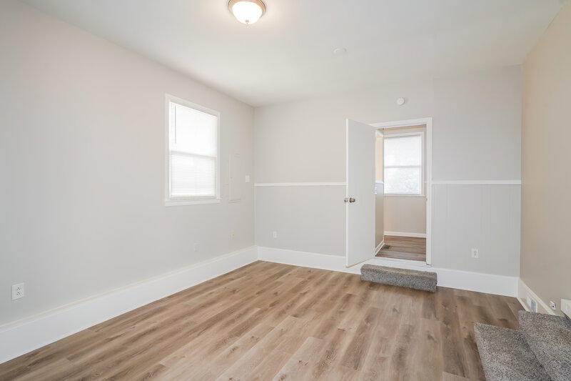 2,280/Mo, 112 Bush Ave Gallatin, TN 37066 Family Room View