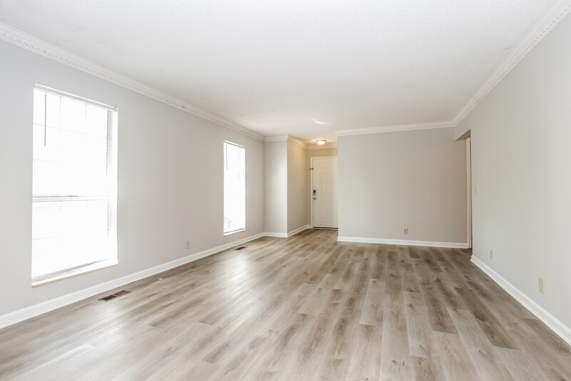 1,920/Mo, 105 Brockhampton Ct Goodlettsville, TN 37072 Living Room View