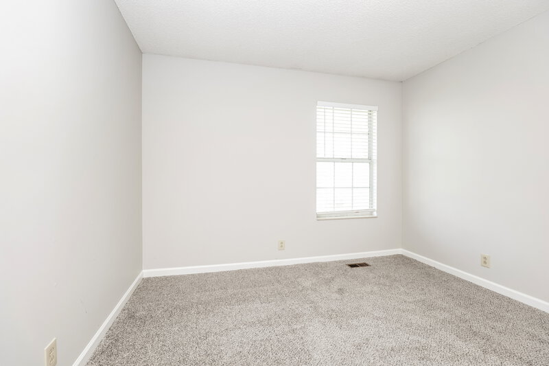 1,920/Mo, 105 Brockhampton Ct Goodlettsville, TN 37072 Bedroom View 2