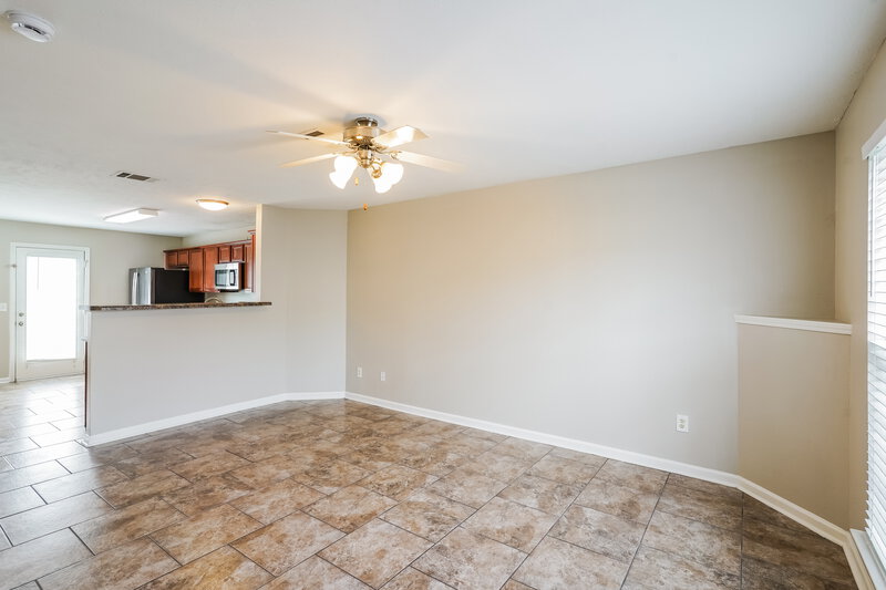 1,590/Mo, 8013 Logan Dr La Vergne, TN 37086 Living Room View 3