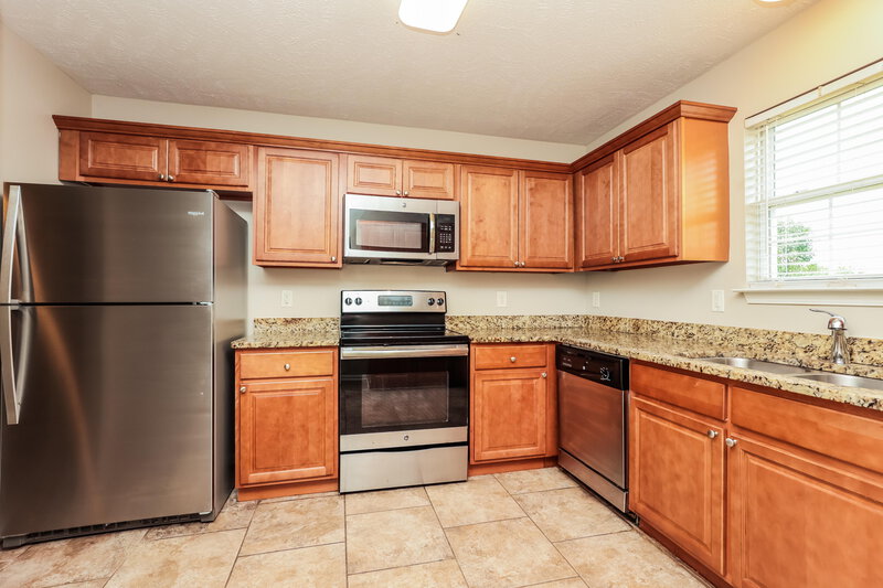 2,970/Mo, 1104 Harmony Ln La Vergne, TN 37086 Kitchen View