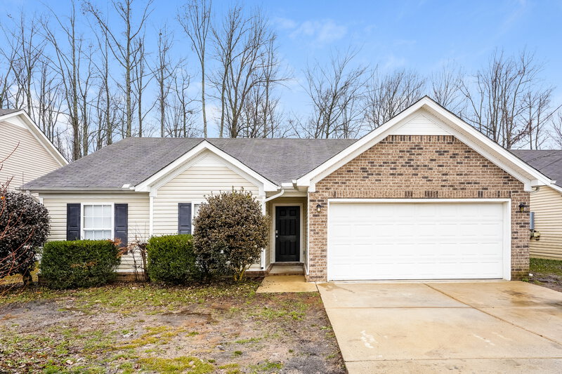 1,870/Mo, 1387 E Nir Shreibman Blvd La Vergne, TN 37086 External View