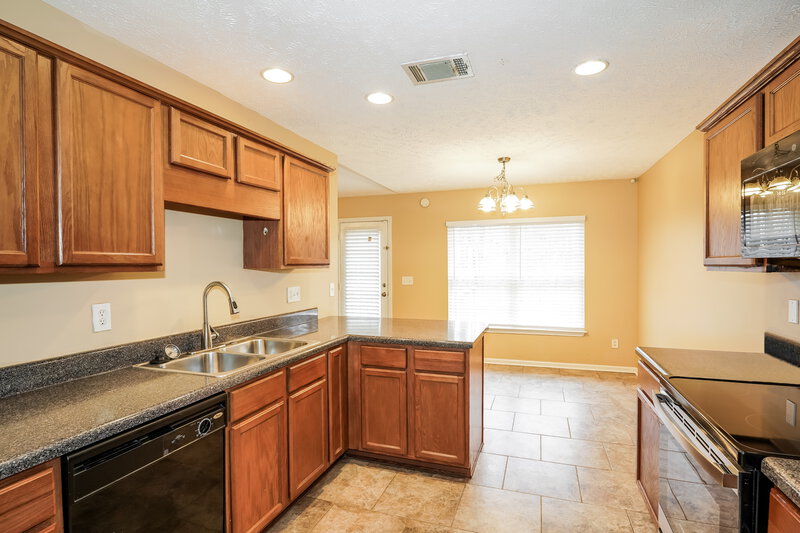 1,870/Mo, 1387 E Nir Shreibman Blvd La Vergne, TN 37086 Misc View 6