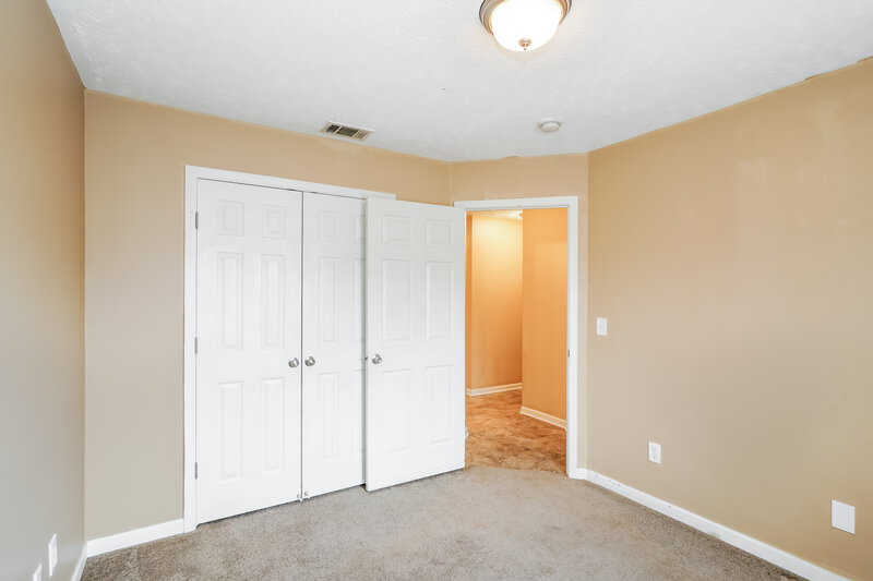 1,870/Mo, 1387 E Nir Shreibman Blvd La Vergne, TN 37086 Misc View 12