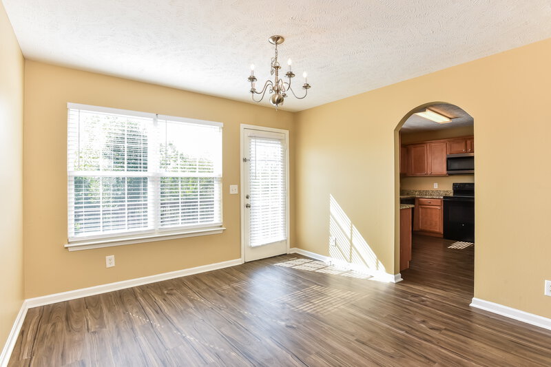 2,650/Mo, 1108 Harmony Ln La Vergne, TN 37086 Dining Room View