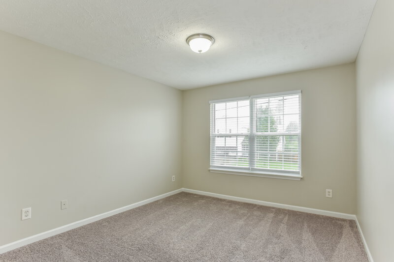 1,900/Mo, 1391 E Nir Shreibman Blvd La Vergne, TN 37086 Bedroom View 3